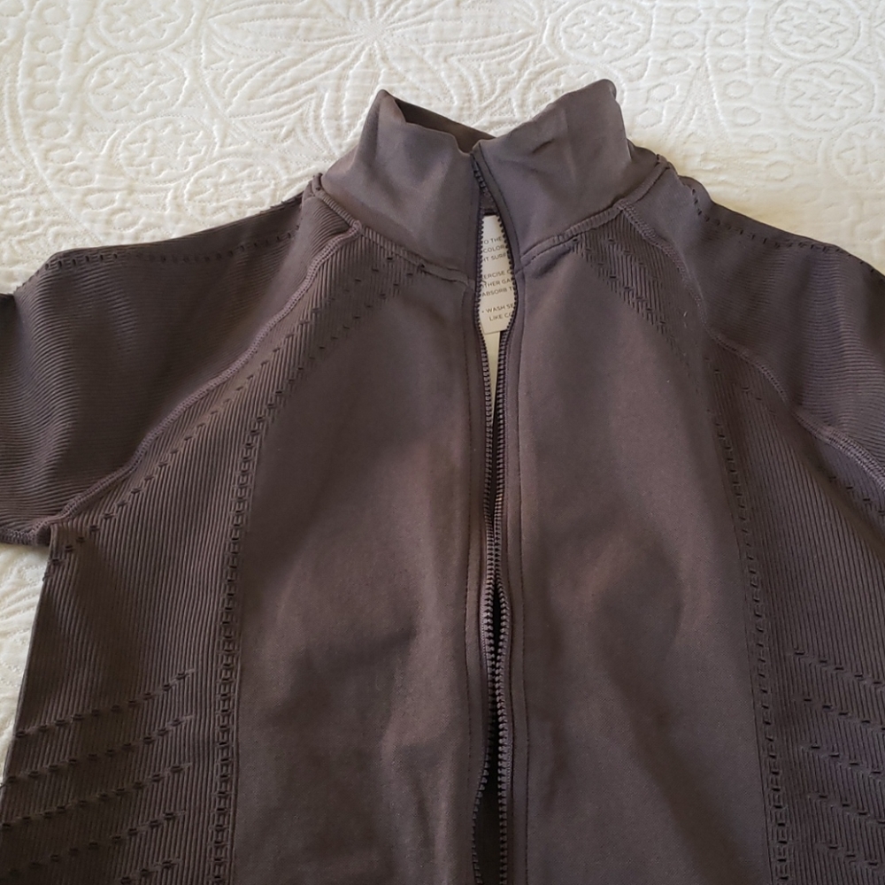 Fabletics jacket - Picture 10 of 11